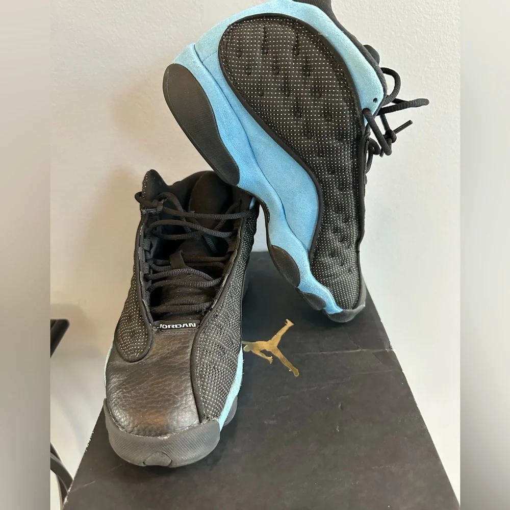 Jordan 13 Retro Black University Blue (GS) – Used – Size 7Y/W 8.5   884129-041